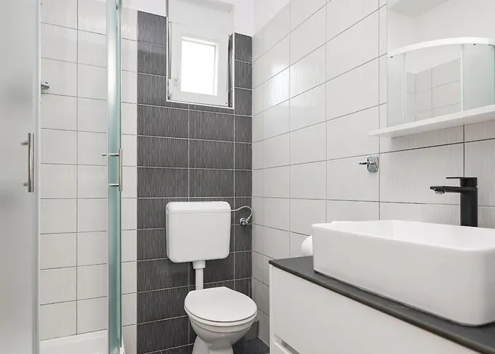 Vila Tonci With Private Heated Pool Zaton (Zadar)