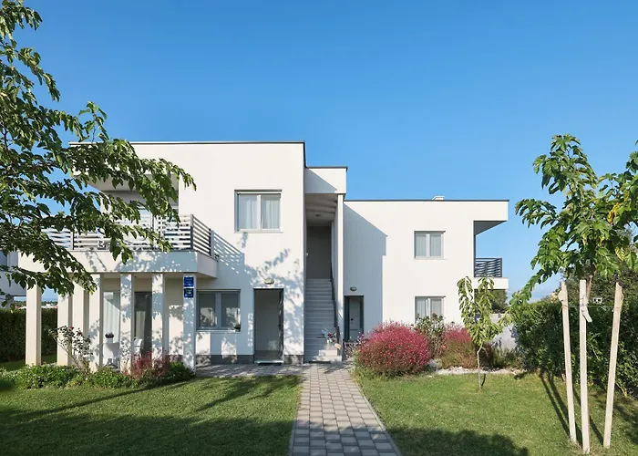 Vila Tonci With Private Heated Pool *